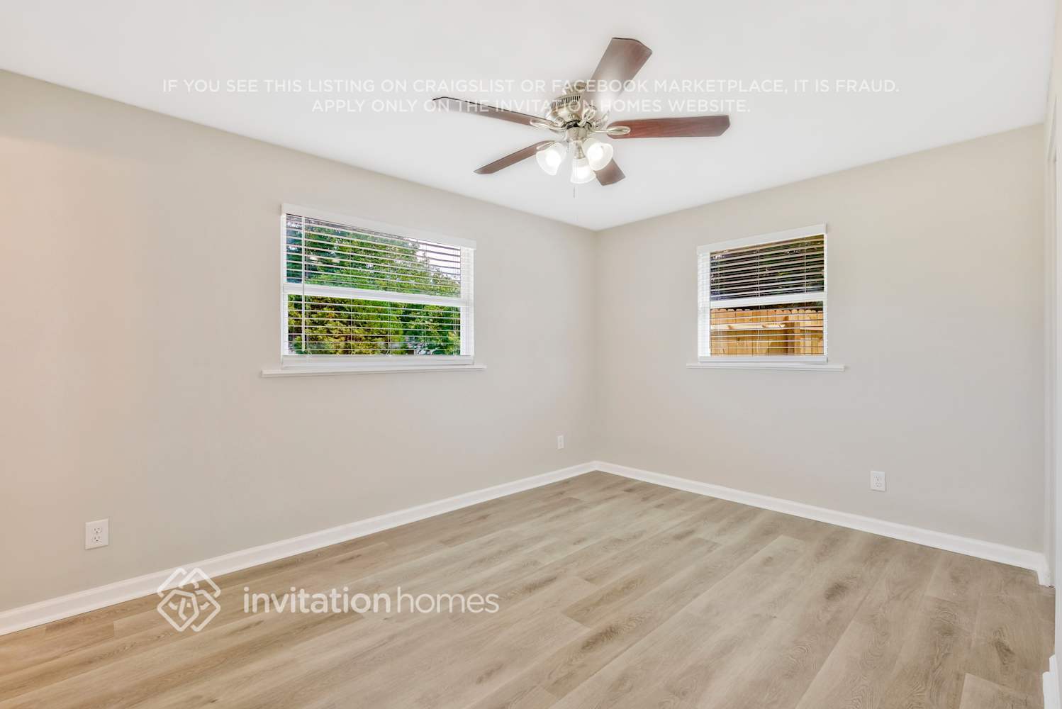 Building Photo - 423 Janell Dr