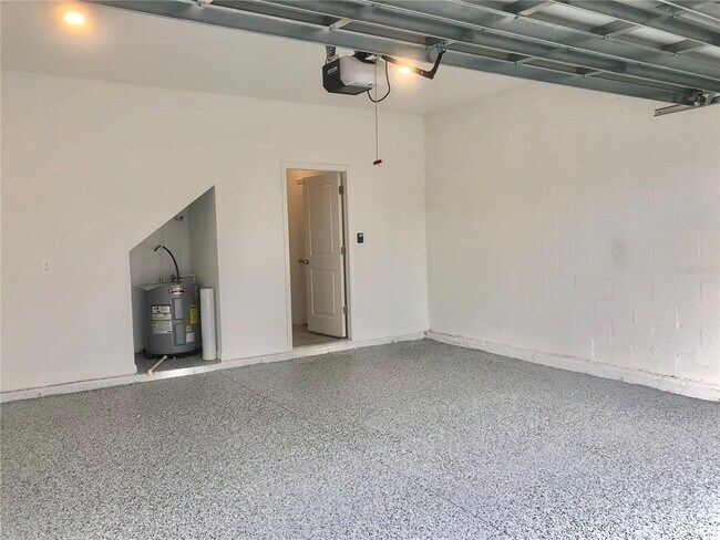 Building Photo - 368 Nine Iron Dr