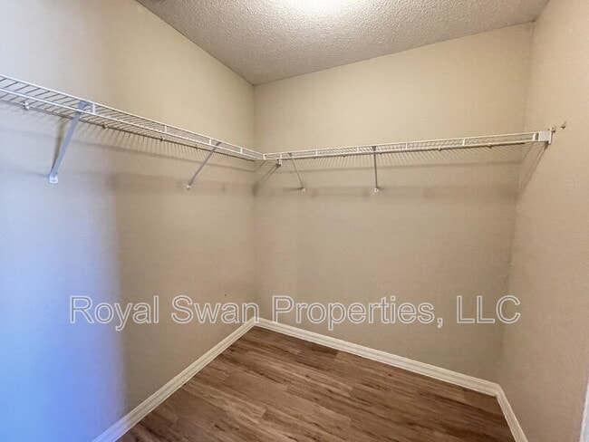 Building Photo - 6462 Horizon Point Dr