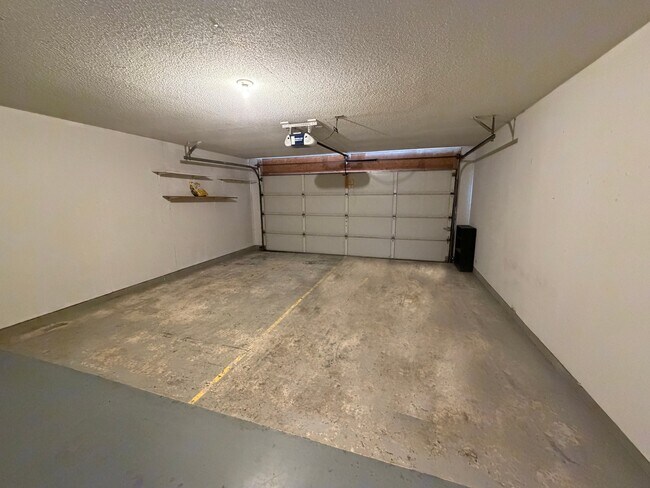 Building Photo - 1705 Brookwater Pl