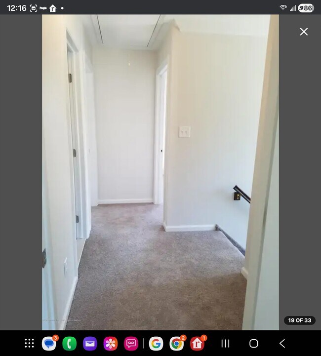 Building Photo - 141 Seeley Ave