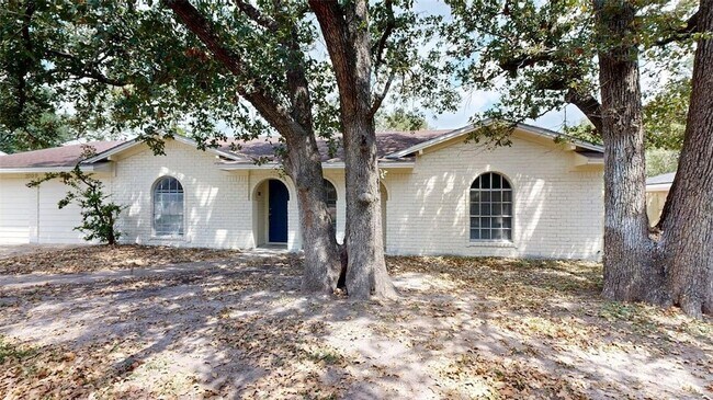 Building Photo - 2009 Carter Creek Pkwy