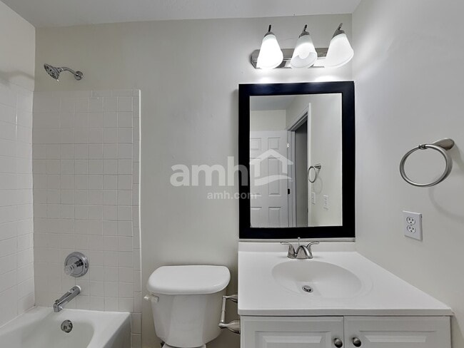 Building Photo - 4177 S 1000 W