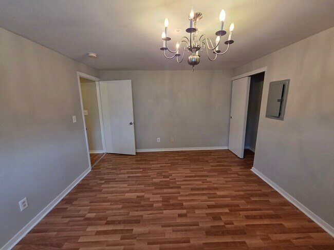 Building Photo - 7038 Forrest Ave