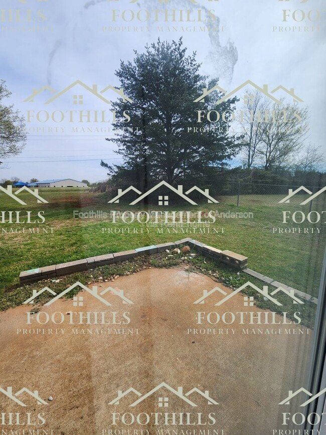 Building Photo - 131 Veranda Cir