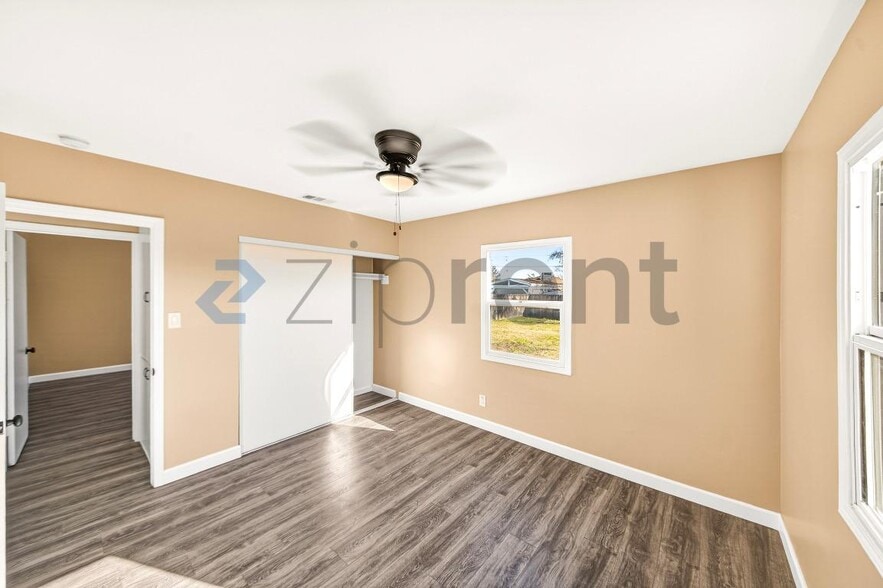 Building Photo - 4029 Olive St