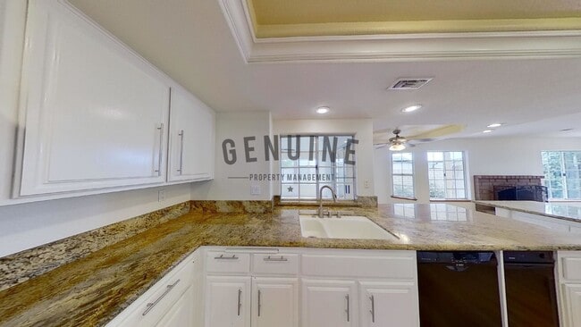 Building Photo - Coming Soon: 2 Story 4Bd 3Ba Eastside Costa Mesa Home