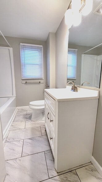 Building Photo - 141 Bennett Rd