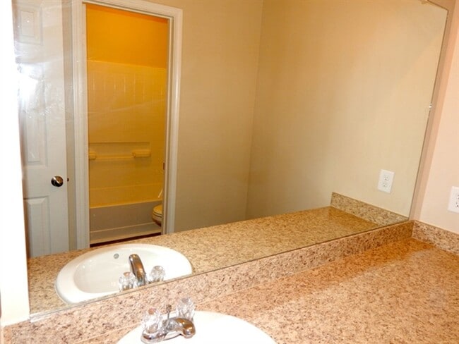 Building Photo - 3406 Maris Way