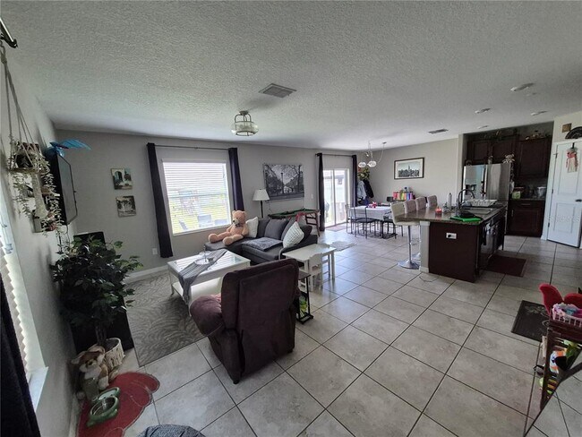 Building Photo - 4914 Reflecting Pond Cir