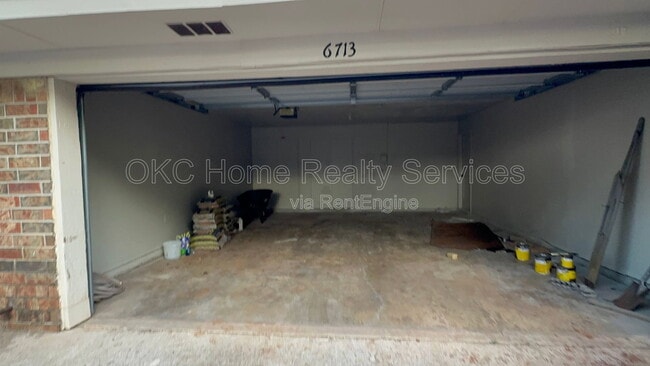 Building Photo - 6713 Lyrewood Ln