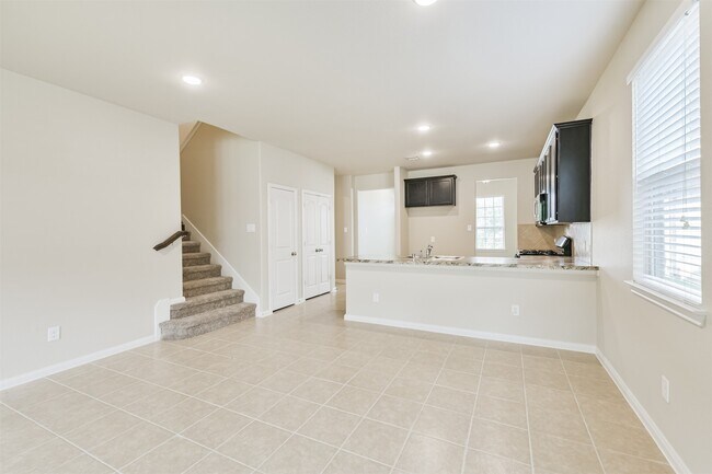 Building Photo - 12638 Silver Winter Trl