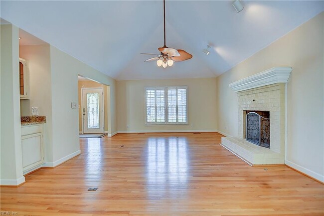 Building Photo - 601 Fort Raleigh Dr