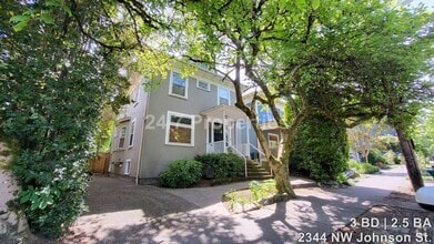 Building Photo - Beautiful Vintage 3 BD | 2.5 BA Home - Nob...