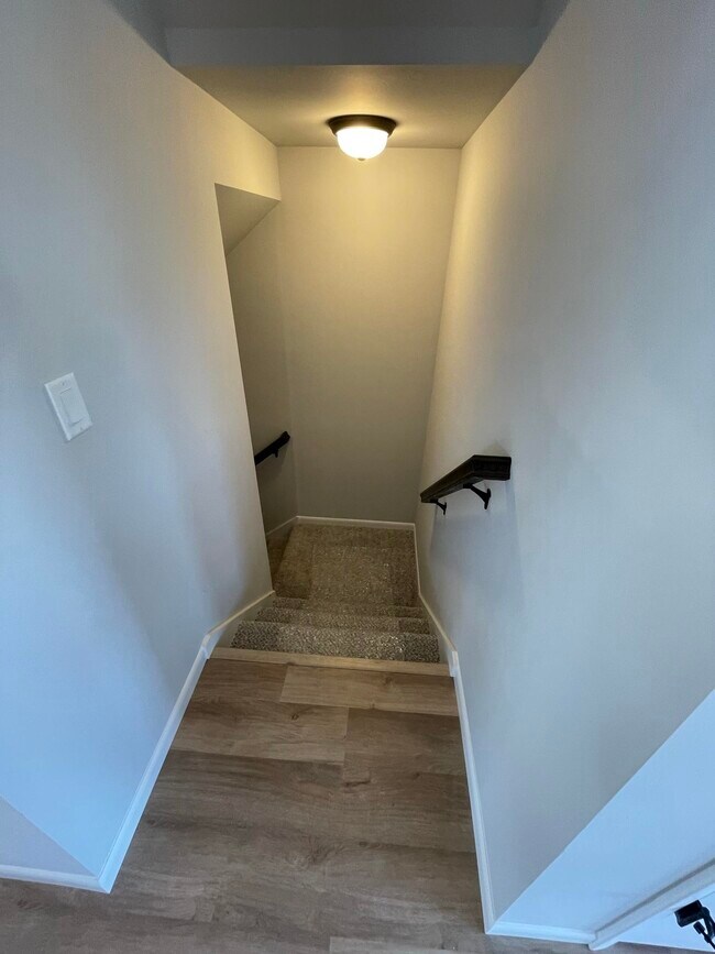 Building Photo - 2125 Spring Dreams Ln