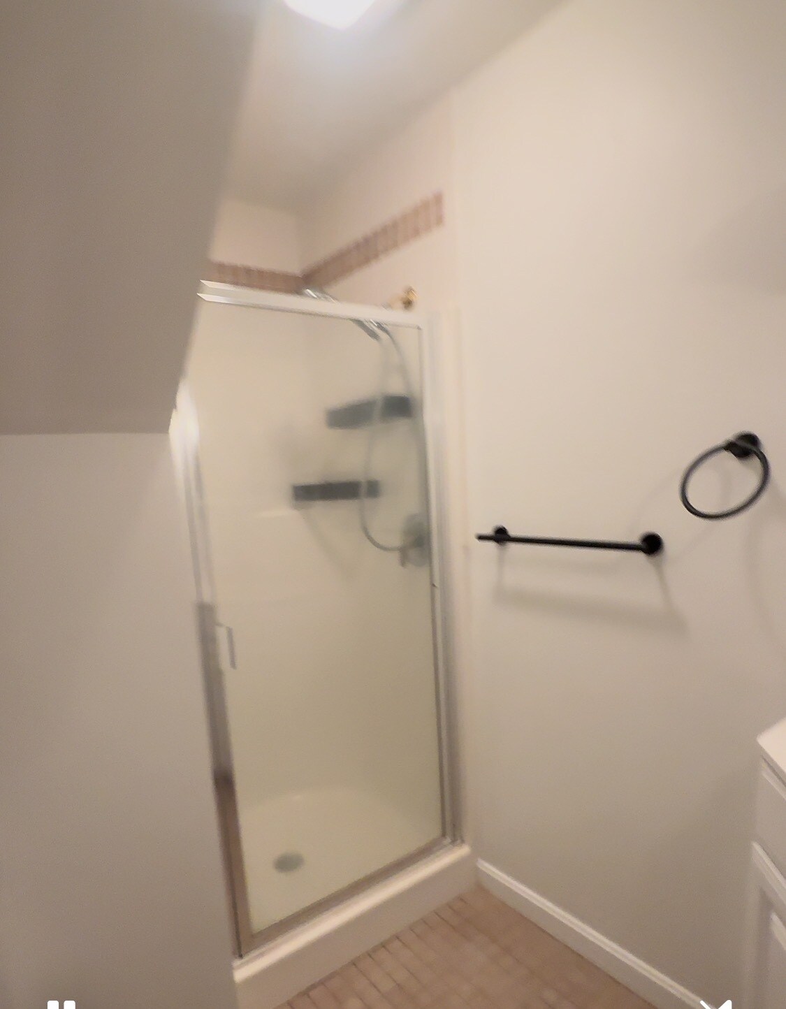 Building Photo - 94 Country Club Dr