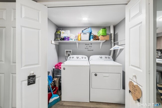 Building Photo - 103 Martin Rd