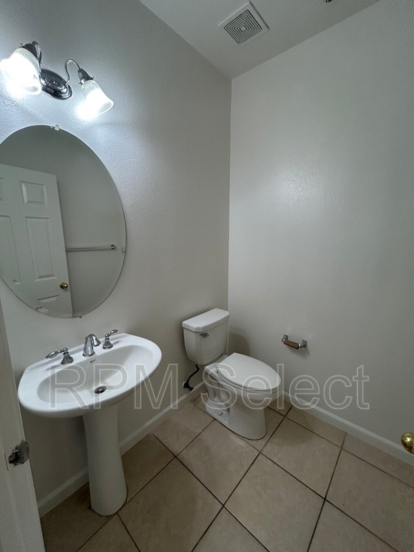 Building Photo - 5085 Lockie Ln