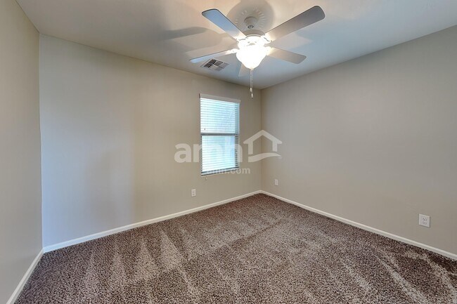 Building Photo - 20785 W Thomas Rd