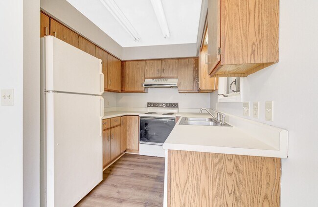 Building Photo - 1104 N Main St