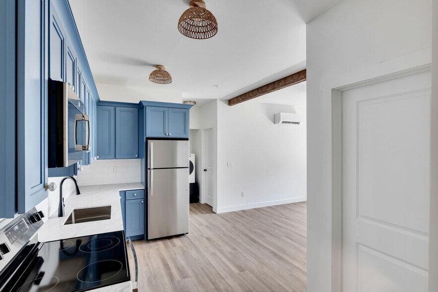 Building Photo - 36 Pawling Ave