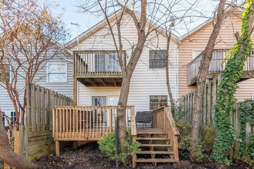 Back Exterior - 855 S Grant St