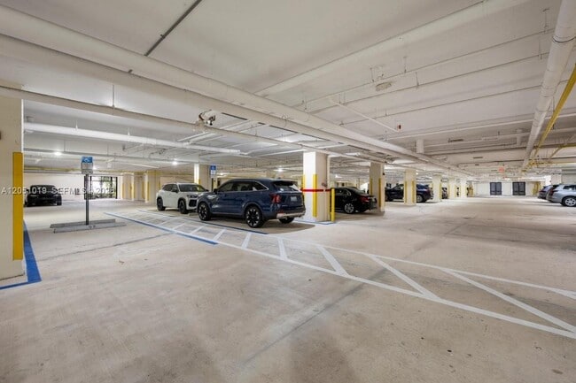 Building Photo - 2900 NW 125th Ave