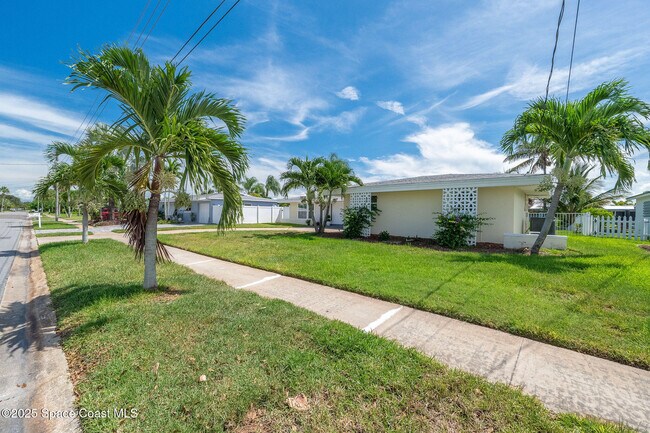 Building Photo - 458 Sandpiper Dr