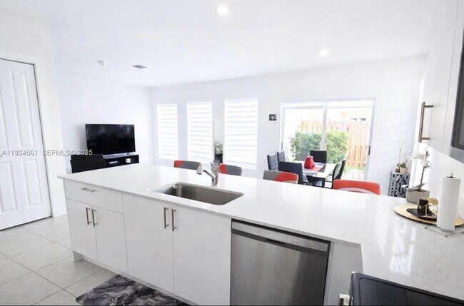 Building Photo - 12841 SW 243rd St