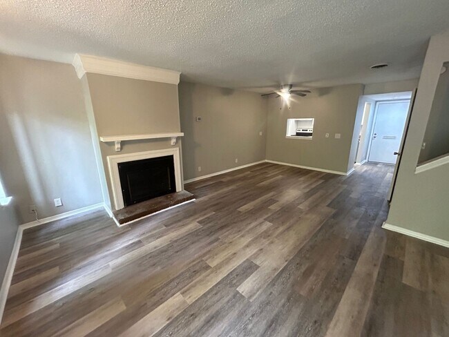 Building Photo - 240-26 Jamil Road, Columbia, SC 29210