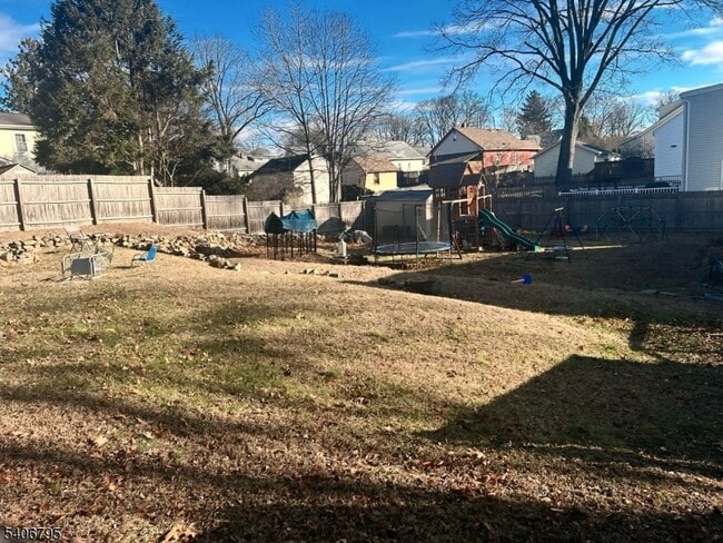 Building Photo - 96 Mill Rd