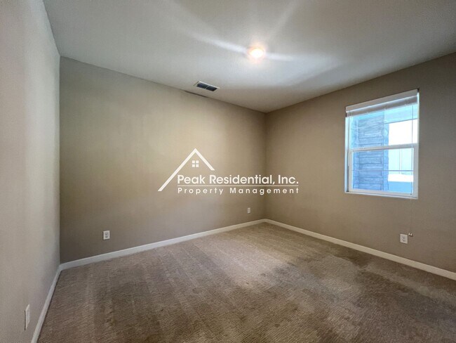 Building Photo - 3069 High Meadow Walk