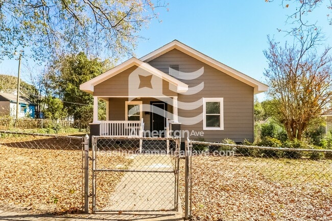 Building Photo - 101 Spruce St