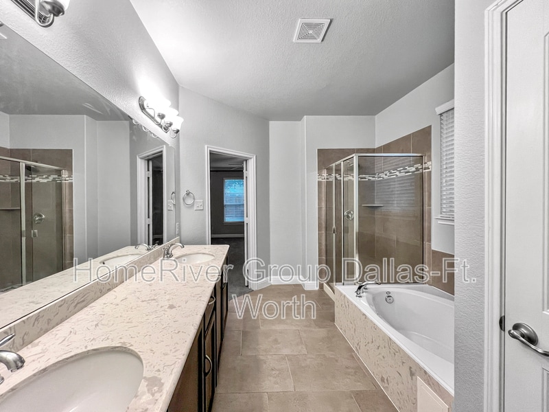 Building Photo - 608 Cherry Spring Dr