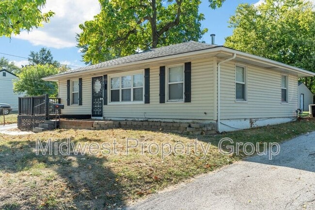 Primary Photo - 3661 High Dr