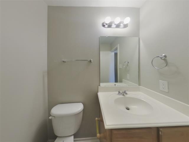 Building Photo - 216 Rambling Way