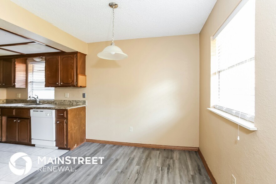 Building Photo - 8817 NW 82nd St