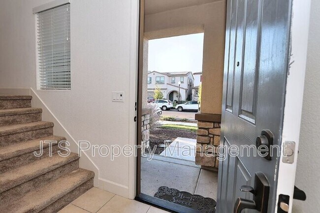 Building Photo - 3606 Nuestra Ave