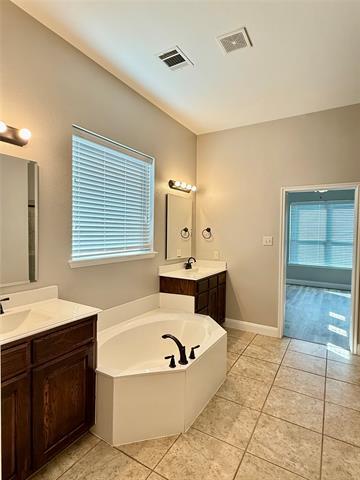Building Photo - 10221 Old Eagle River Ln