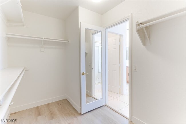 Building Photo - 523 Moses Lake Ct