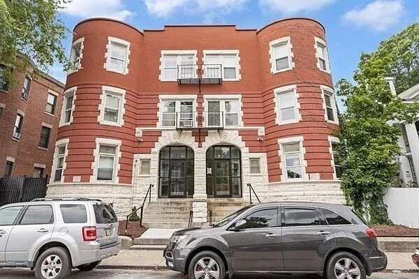 Building Photo - 14 Lyndhurst St