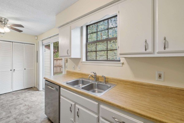 Building Photo - 1404 Quail Run