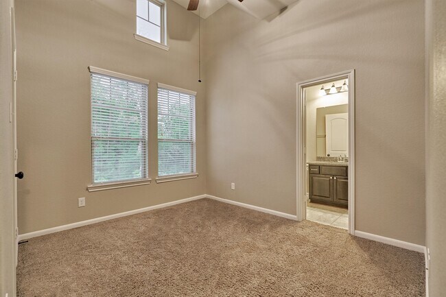 Building Photo - 130 Berlandier Ash Ct