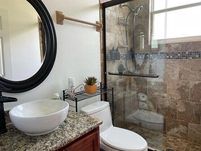 Building Photo - 5198 Adair Oak Dr