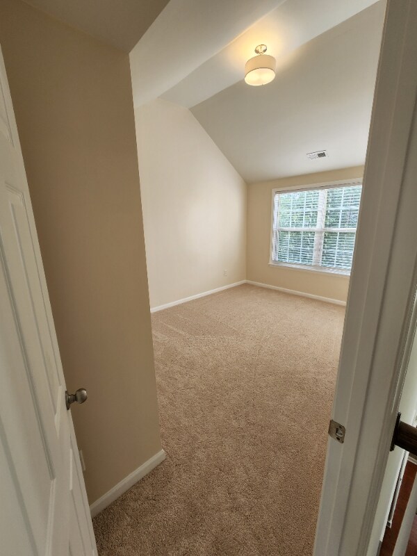 Building Photo - 317 Timber Meadow Lake