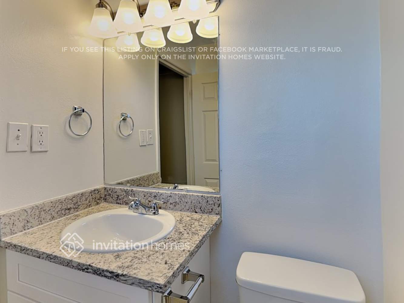 Building Photo - 1729 W Tonto Ln