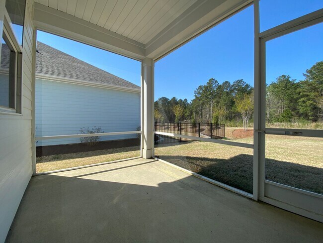 Building Photo - Brand new construction home in the desirable Brunswick Forest subdivision