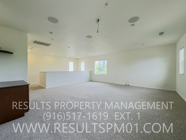 Building Photo - Newly Upgraded West Roseville 4 Bed 3 Bath...