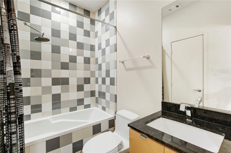 Building Photo - 5205 Capitol Ave