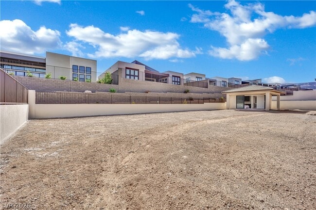 Building Photo - 10973 Horizon Ledge Ave